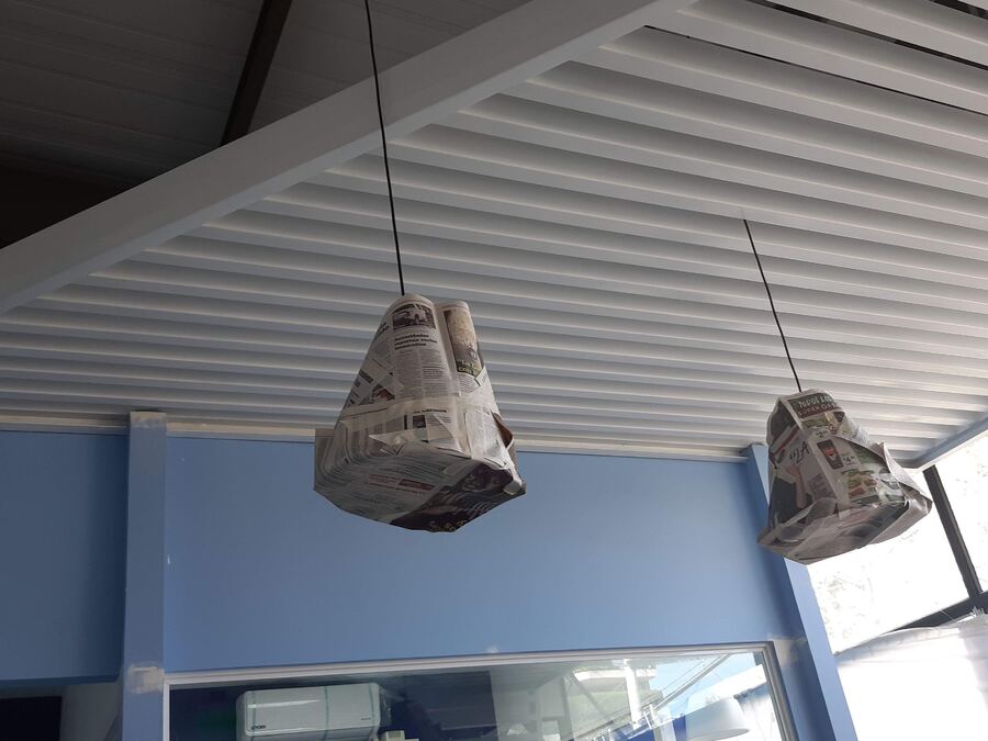 Celosías metálicas y cielos de lamas para Interjet